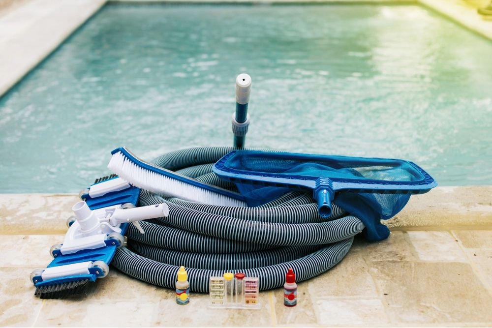Weekly Pool Cleaning & Maintenance Petaluma, CA