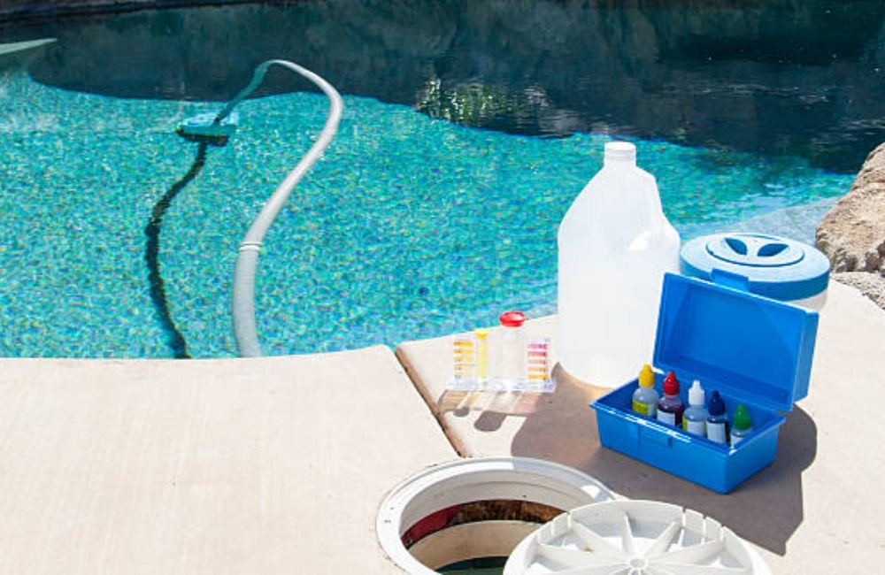 Weekly Pool Service in Petaluma, CA